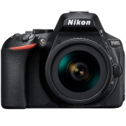 尼康（Nikon）D5600 黑色单反相机套机 含AF-S DX 尼克尔 18-140mm f/3.5-5.6G ED VR 单反镜头